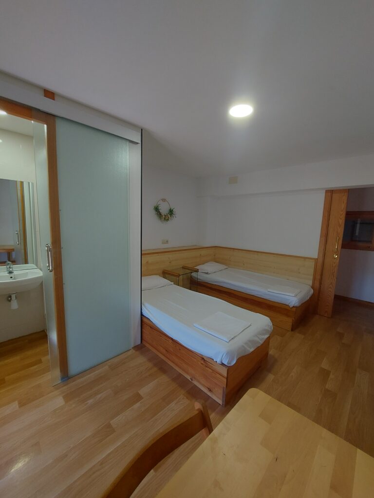 Habitació Gitam a Masia Els Olivers